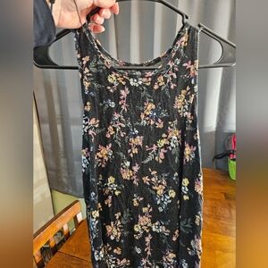 SO Floral Patterned Top